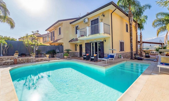 Trappitello House | Lovely home in Trappitello with WiFi