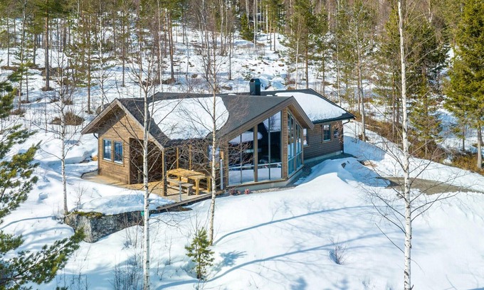 Nissedal House | Lovely home in Treungen with sauna