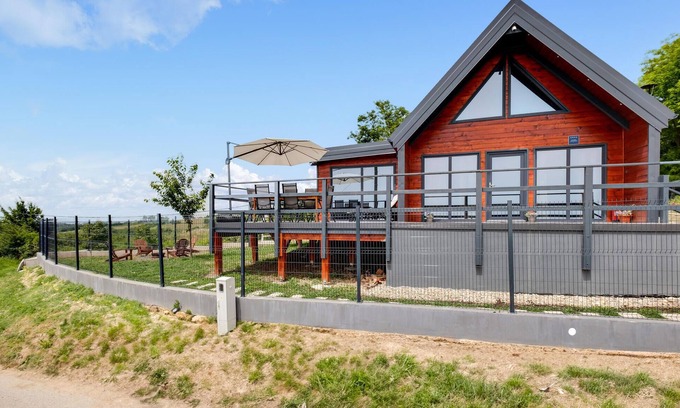 Visoko House | Lovely home in Visoko with sauna
