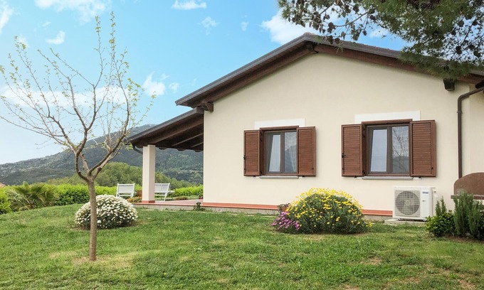 San Giovanni a Piro House | Lovely home in San Giovanni a Piro