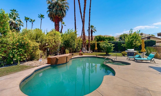 Araby House | Lovely home with firepit and private pool with spa - dogs welcome