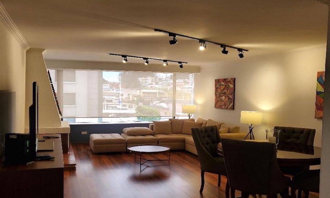 La Floresta Apartment | Lovely Hotel Suite Apt in SWISSOTEL - near all
