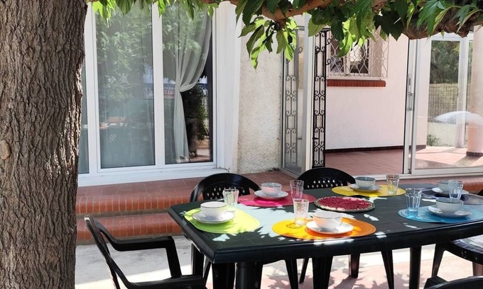 La Jetee House | Lovely house with three bedrooms near beach