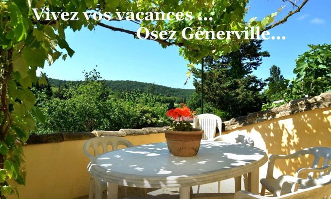 Generville House | Lovely house in South of France