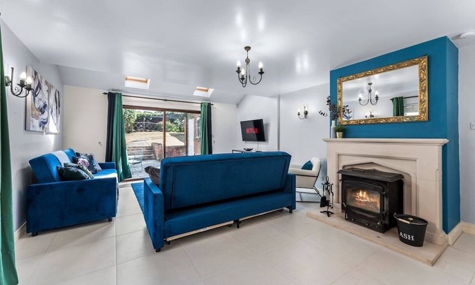 Kidlington House | Lovely Large Cottage in The Oxfordshire Cotswolds