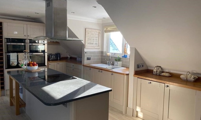 Adisham Apartment | Lovely Large Modern Apartment Near Canterbury