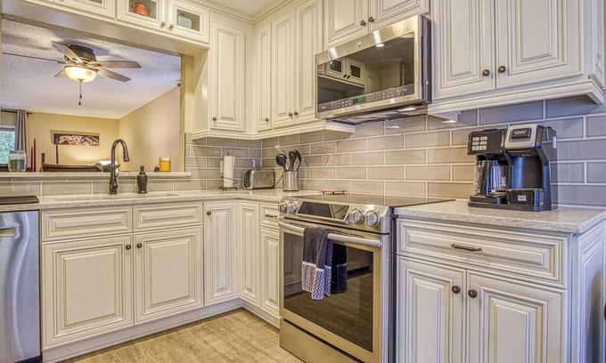 Hot Springs Village House | Lovely Lindsay 7 Vacation Home - Complete remodel in Majorca Courts with all new
