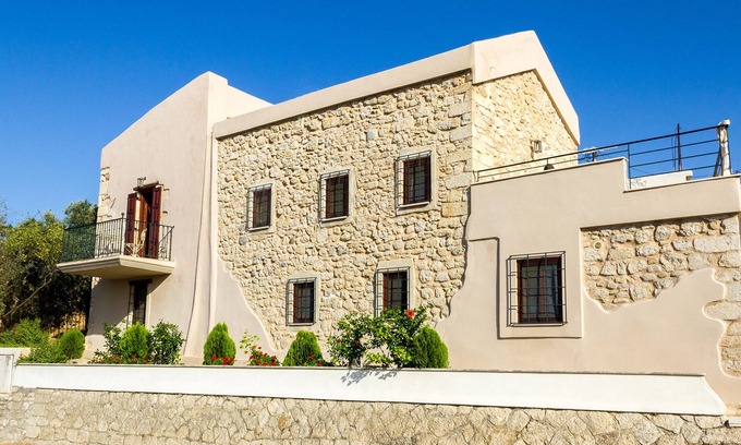 Kato Dhris Villa | Lovely mansion, in Piskokefalo - Crete