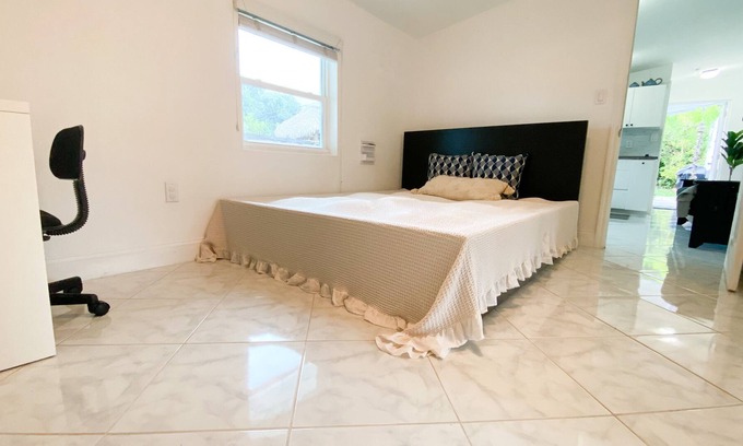 Palmetto Estates Apartment | Lovely Miami Apartment with Spacious Backyard