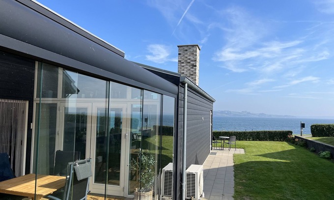 Broager House | Lovely newer holiday home on the first row