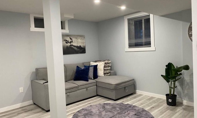 Southeast Calgary House | Lovely Newly Built 1 Bedroom Suite