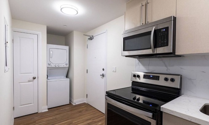 Waterloo Condo | Lovely One Bedroom Entire Apartment Close to University