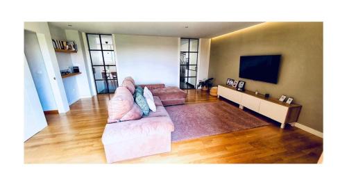 Paterna Apartment | Lovely penthouse condo with pool