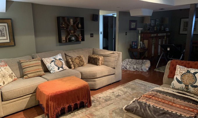 Buechel House | Lovely Private home 20 minutes from Churchill Downs