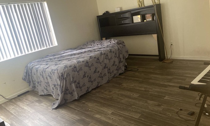 Chula Vista Apartment | Lovely private room
