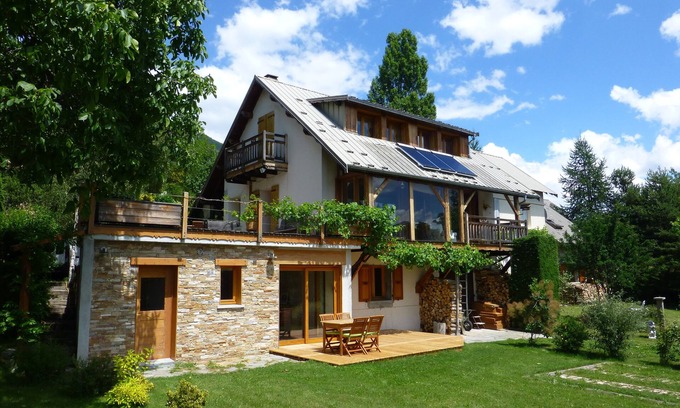 Puy-Saint-Eusebe Apartment | Lovely quiet apartment, RD-garden terrace, Above Lake Serre-Ponçon.