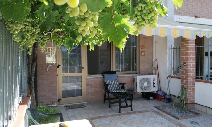 Lido delle Nazioni House | Lovely renovated and air-conditioned terraced house just a few steps from the sea