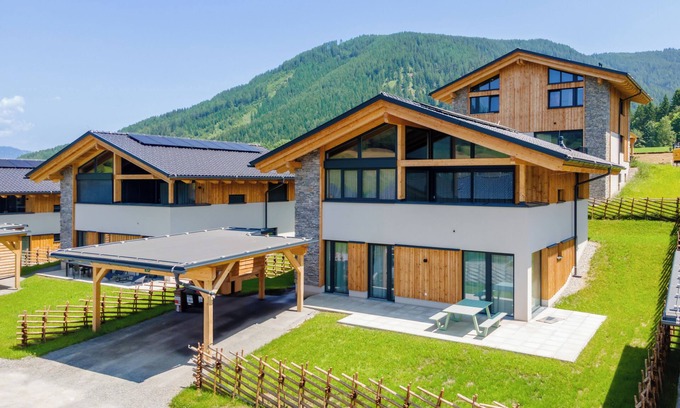 Sankt Lambrecht House | Lovely ski in-ski out chalet with a play area
