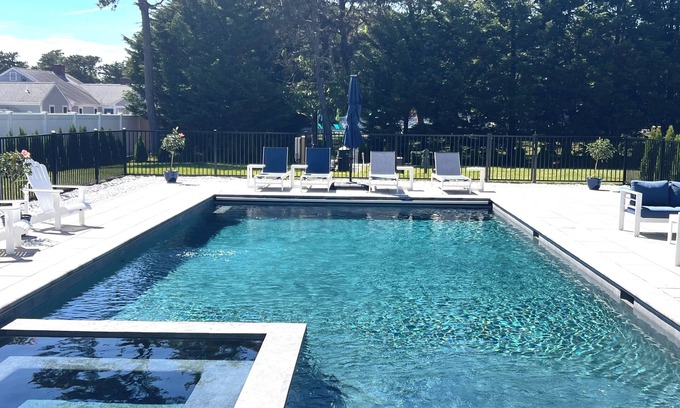 West Dennis House | Lovely, spacious home, New In ground Heated Pool & Spa 2024