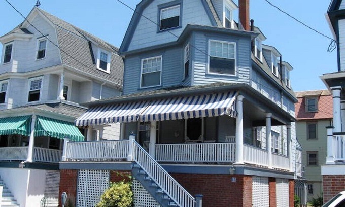 Cape May House | Lovely & Steps to Finest Beach. Center of Cape May. Multi-Car Private Driveway!