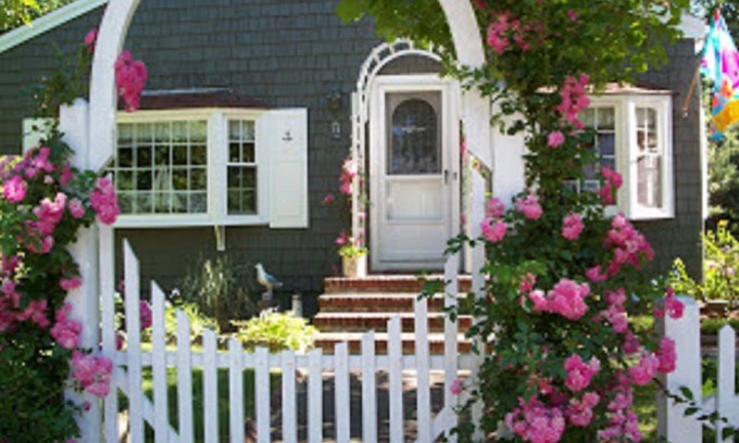 Dennis Cottage | Lovely Storybook Cape Cod Cottage/Bayside Beach -Perfect for Summer Memories