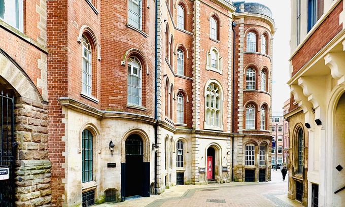 Nottingham City Centre Apartment | Lovely Studio Apartment in the Heart of Nottingham