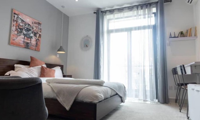 Cantonments Apartment | Lovely Studio at Embassy Gardens