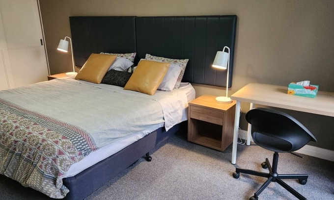 Chatswood Apartment | Lovely Studio in Chatswood CBD