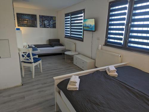 Asten Apartment | Lovely studio with free parking on premisis