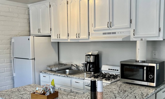 Nogales Apartment | Lovely studio with private parking
