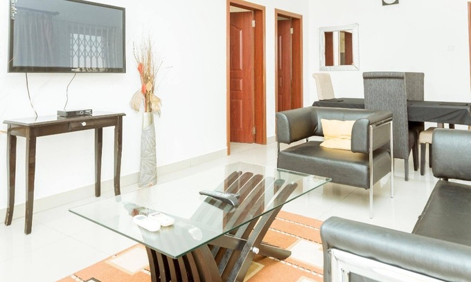 Kweiman House | Lovely Two-bedroom House Near Aburi, Accra