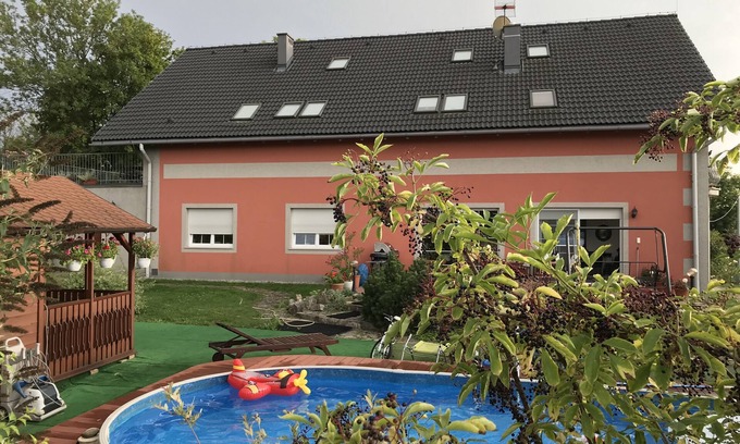 Cieszyn Apartment | Lovely vacation double house with garden