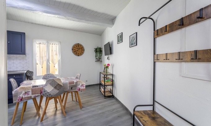 Belesta House | Lovely vacation home Logis du roussillon