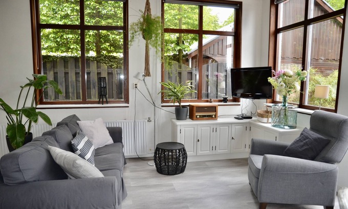 Schoorldam House | Lovely vacation home with lots of comfort and fenced terrace with lots of privacy!