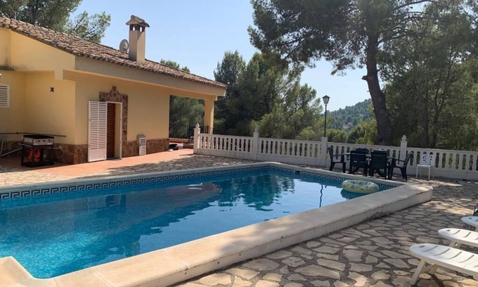 Olocau House | Lovely Villa With Beautiful Views, Private Pool, 4 Double Bedrooms, 2 Bathrooms