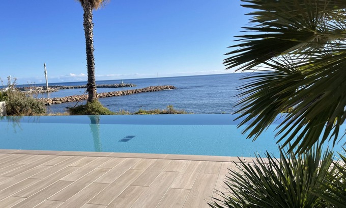 Solenzara Apartment | Lovely waterfront apartment! nBrand new apartment to rent !