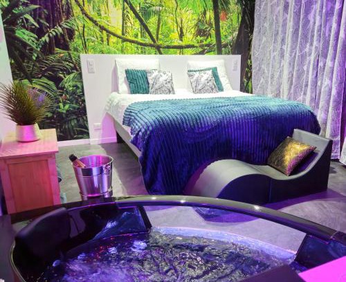 Sablon - Trudaine Apartment | Loveroom & Jacuzzi TIJUGO - Clermont Ferrand
