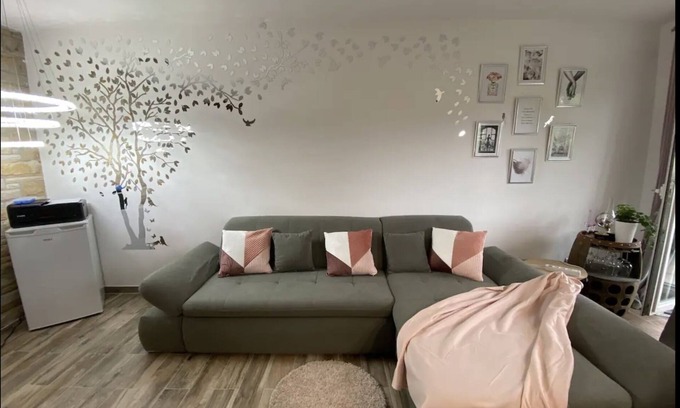 Ecksee Condo | Loving, high-quality, close to nature and yet central