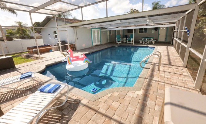 Bay Crest Park House | Loving Life! 4br/2ba, heated pool, spa, grill, RV parking, boat ramp access