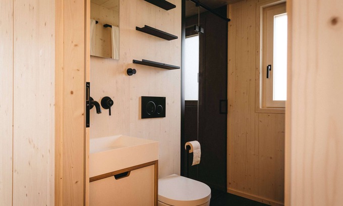 Krummennaab House | Lovt am See, Ökologisch Gebautes und Eingerichtetes Tiny House Direkt am Wasser