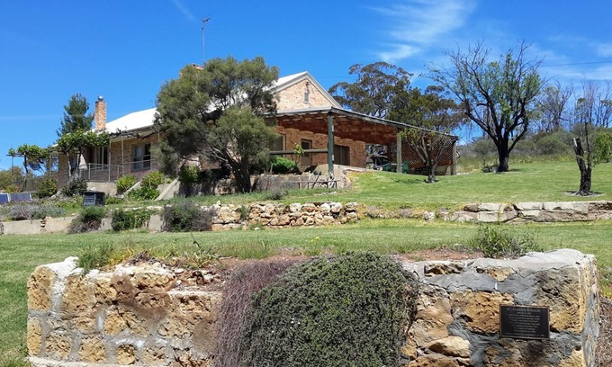 Lowbank House | Lowbank Riverfront Getaway overlooking the stunning Murray River