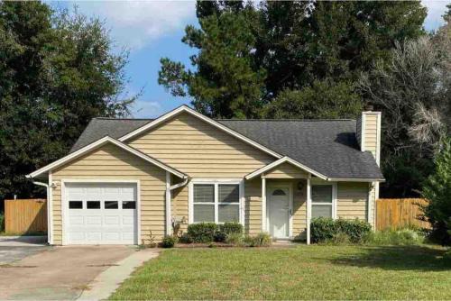 Mallard Lakes House | Lowcountry Oasis - 3 bed 2 bath - 5 min to beach