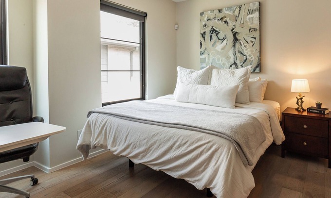 Lower Greenville House | Lower Greenville Gallery