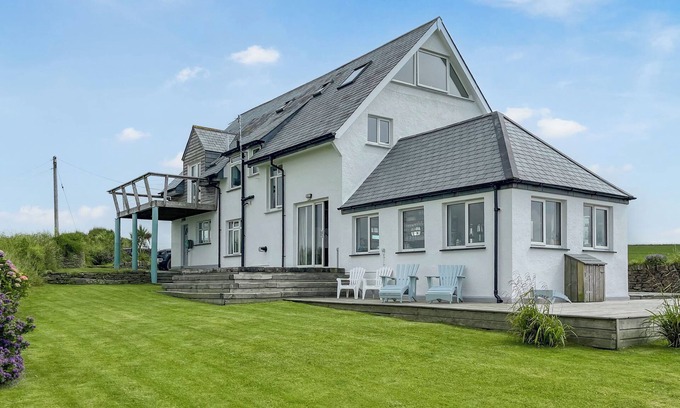 St Teath Cottage | Lower Hendra Cottage