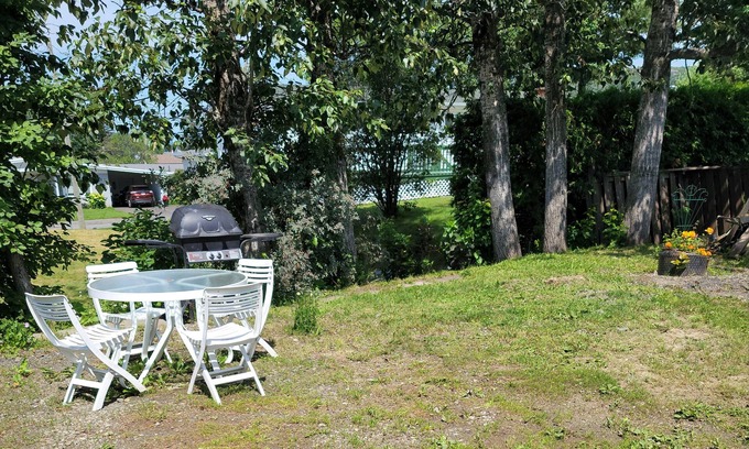 Edmundston Apartment | Lower level apt 6ft high close to hwy netflix wifi