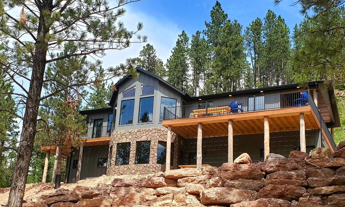 Spearfish House | Lower Level of Mountain Home 10 minutes from Downtown Spearfish