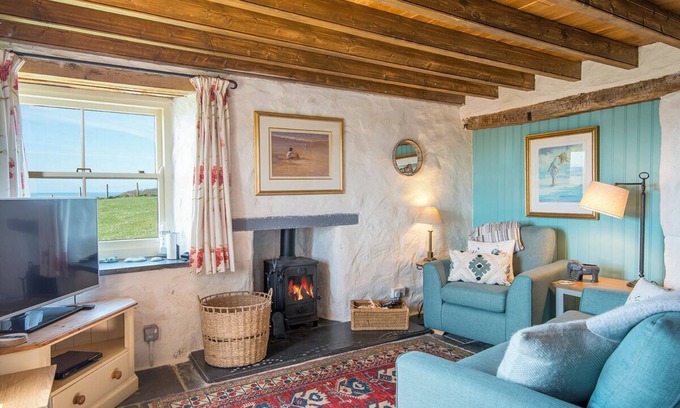 St Brides Cottage | Lower Porthmawr, Holiday Cottage Whitesands Bay, near St Davids, Sleeps 5, 2 bedrooms, bathrooms