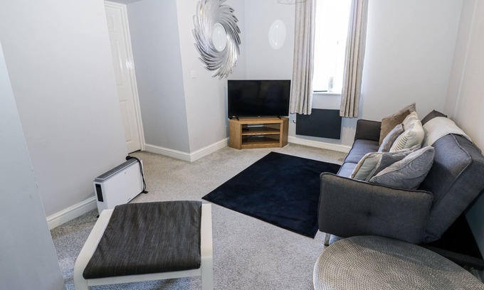 Whitehaven Cottage | LOWTHER HOUSE, country holiday cottage in Whitehaven