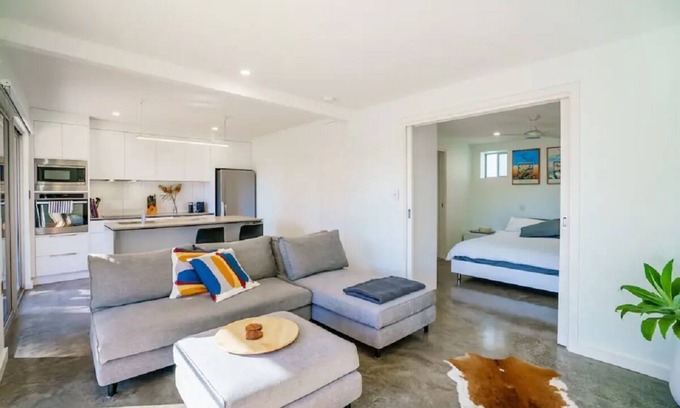 Loxton Apartment | Loxton Riverfront Apartment