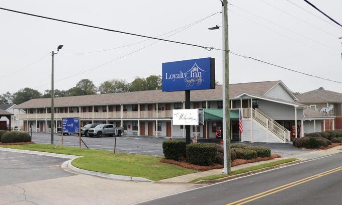 Hawkinsville Hotel | Loyalty Inn Hawkinsville